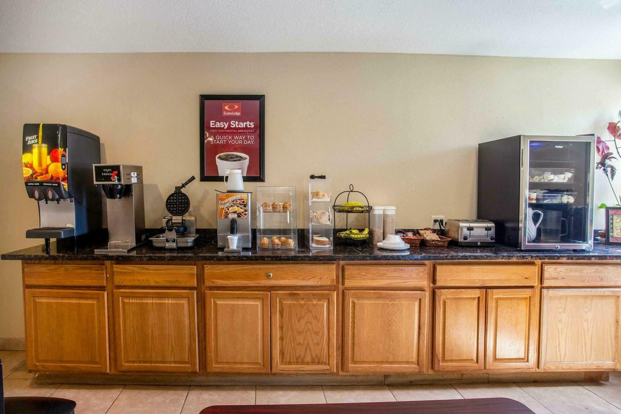 Econo Lodge Buckley Экстерьер фото