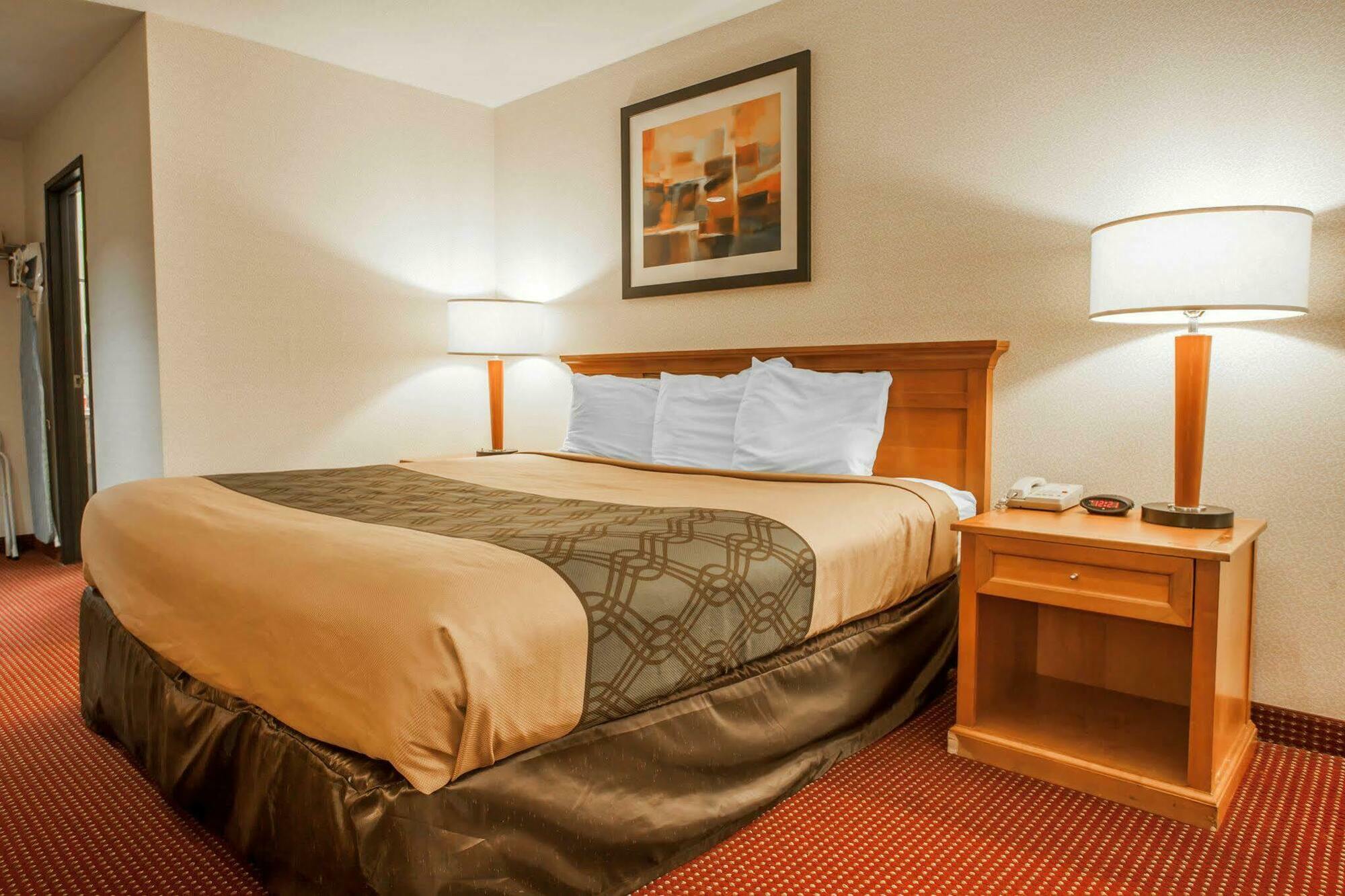 Econo Lodge Buckley Экстерьер фото